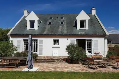 Image de Presqu'île de Rhuys grande maison familiale lumineuse 300 m plage