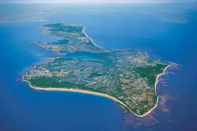 Image de Maison de village - Vue imprenable sur mer - Calme - Proche La Flotte Ile de Ré