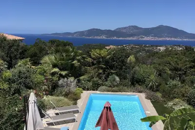 Image de Porticcio Villa 11 Pers. Contemporaine Vue Mer Panoramique Piscine Chauffee