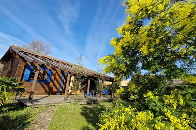 Image de Maison bois tout confort, proche des plages, terrasse, jardin privé; 3 étoiles