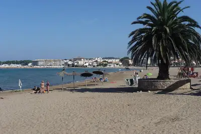 appartement à L'escala avec piscine commune Quartier calme