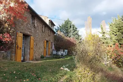 Maison bergerie: calme, nature et panorama, 2 chambres  70m2.