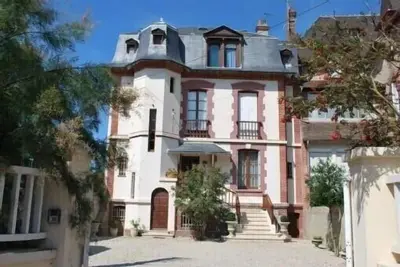 Image de Villa en front de mer, accès direct sur la plage.