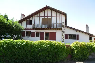 Image de Maison familiale, ferme authentique basque de 340m2 Ă 15 km Biarritz Bayonne