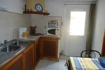 Image de Logement rdc maison entrée indépendante, tranquilité