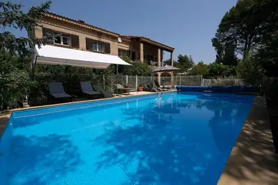 Image de Location vacances Chateauneuf Le Rouge Ls7-80