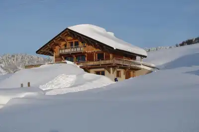 Image de Chalet de caractère \"Les Eterlous\", vue imprenable sur la vallée.