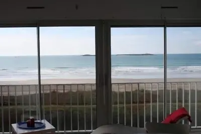 Image de Appartement vue mer avec accès direct à la plage, parking privatif, 4 personnes