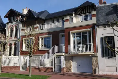 Image de Belle villa au coeur de Deauville