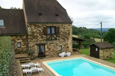 Image de La Baronnie  4\/6 pers  24260 Audrix près sites les plus visités du Périgord Noir