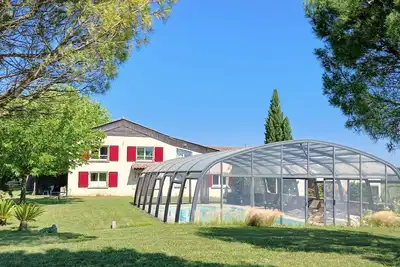 Image de Maison de 175m², piscine privée, chauffée avec abri haut et jardin de 5000m²