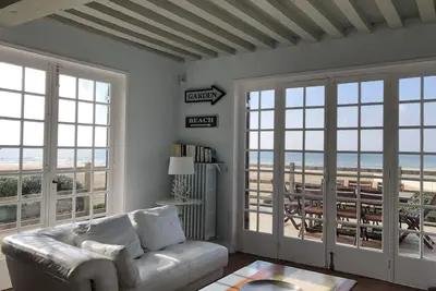 Image de Maison normande face plage - vue mer - jardin - proche commerces - Deauville