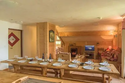 Image de Eterlou Les 2 Alpes 3600 : Appartement 162m² - 4 ch  4 SdB\/Wc - 80m des pistes