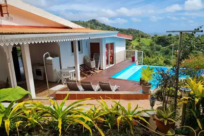 Image de Villa Vue Sur Mer \/Piscine\/Jacuzzi\/Petit Coin Du Paradis