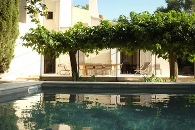 Image de Uzès - Belle maison tranquille proche Uzès
