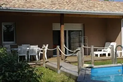 Image de Pavillon Hourtin-ville, proche du Lac