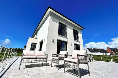 Image de Maison contemporaine de 160 m2, 8 Ă 9 personnes, vue imprenable sur la mer