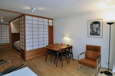 Image de Condo de style néerlandais \/ japonais dans le centre d'Amsterdam