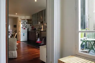 Image de Appartement de caractère, spacieux lumineux 57m2 sur cour idéal famille