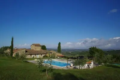 Image de Grand domaine avec piscine privée composé de 7 appartements - jusqu'à 24 pers