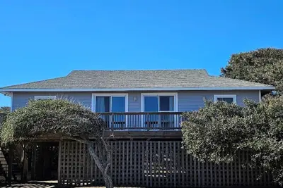 Image de Cottage confortable à Kitty Hawk avec une vue magnifique sur l'océan!