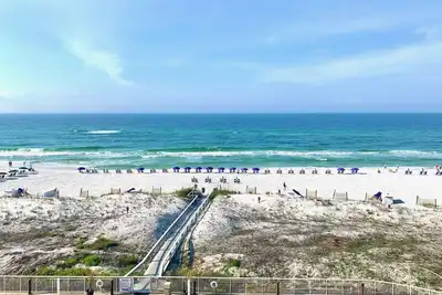 Image de SummerPlace 506-Incredible View- Rénové / Mis à jour-Gratuit BeachSetUp-AugustSpecial