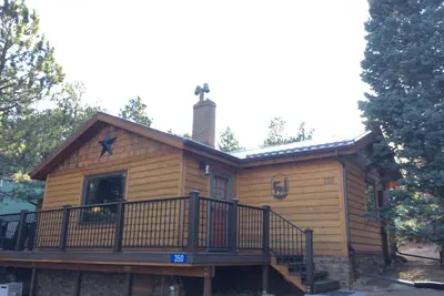Image de Charmante cabane dans les pins # 3005
