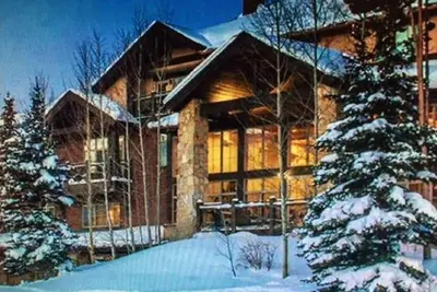 Image de 17 mars - 24 mars Pause printanière à Breck Grand Timber Lodge