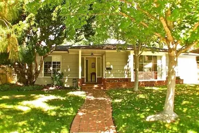 Image de Classique La Jolla Beach Home. Animaux acceptés! 5 étoiles! Dates d'été 2019 disponibles!
