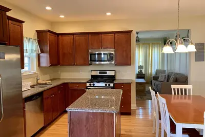 Image de Lbi Townhouse-milieu de l'action-marche vers tout!