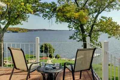 Image de Crownview - Maison privée de 2 étages avec vue panoramique sur l'eau