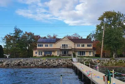 Image de Comme à la maison, Saratoga Springs Lake House à cinq minutes de la piste