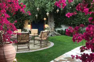 Image de La Citrus House, \"Best in Palm Springs\", propriété de luxe la plus proche du centre-ville!