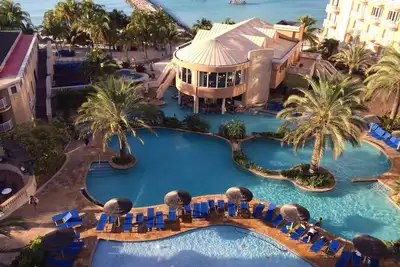 Image de Spectacular Penthouse Suite Semaines 3 et 4 à vendre (ou à louer)