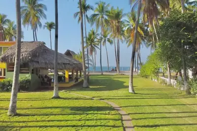 Image de La plage la plus sûre et la plus belle, la maison bien entretenue en bord de plage pour la détente \/ le sport océanique