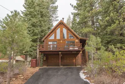 Image de Le Golden Retreater - Cabine de vacances Montagne