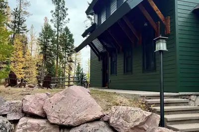 Image de Vues spectaculaires sur les montagnes ~ Maison spacieuse ~ Parfait pour se divertir