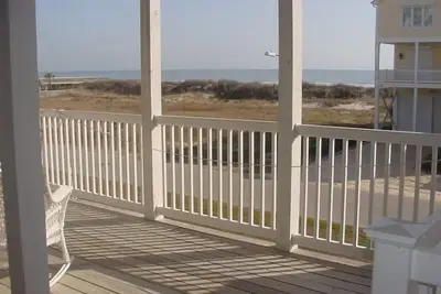 Image de ** Spectaculeusement rénové **, animaux acceptés, 4br / 4ba Ocean View Villa à Oib