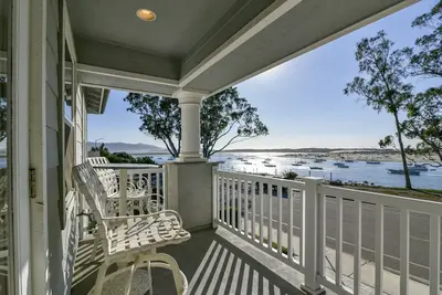 Image de Maison de luxe 5 étoiles face à la baie! Vues sur le port!