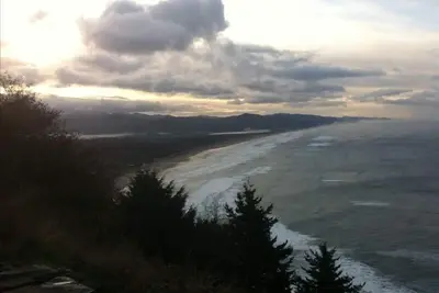 Image de Oceanzan Rental Manzanita Échappez à vos problèmes ici. . .