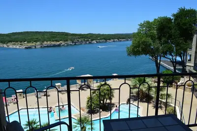 Image de Incroyable histoire 3ème Voir le lac Travis Condo sur l'île privée