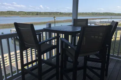 Image de Belle propriété de vacances de 3 chambres sur l'eau