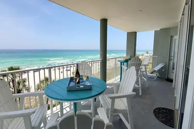 Image de 3ème étage 3 Br / 3 Ba tous face à l'océan! Chaises de plage / parasol gratuits