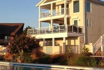 Image de En bord de mer, piscine, tennis, Clubhouse, & More! Rien ne se compare