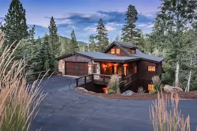 Image de 3, 700pc 4bed 4. 5bath, Mountain Retreat