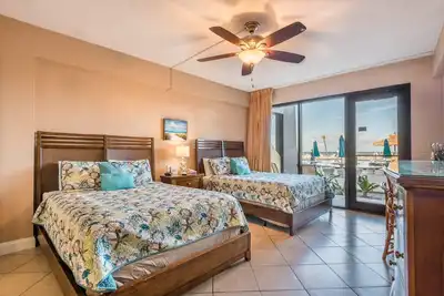 Image de Premier étage Amazing Ocean Front Studio! ! * Mega Vente De Septembre! ! *