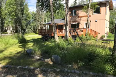 Image de Nouveau! ! Chalet confortable, End-of-Road Calme, bois, piano! Idéal pour les familles