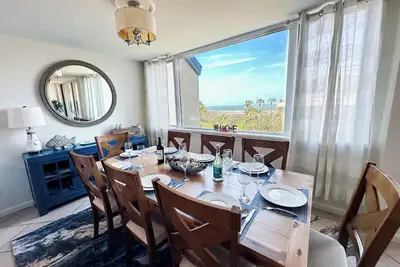 Image de 1169 Beachwalker - More Than Just A Beach Vacation!