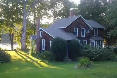 Image de Waterford Waterfront! Charme 4br Cottage sur la rivière Niantic!