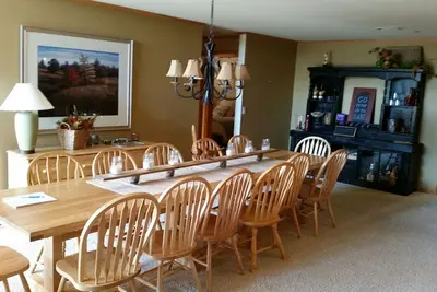 Image de Belle Castle Rock Lake 3 Bedroom Penthouse Condo